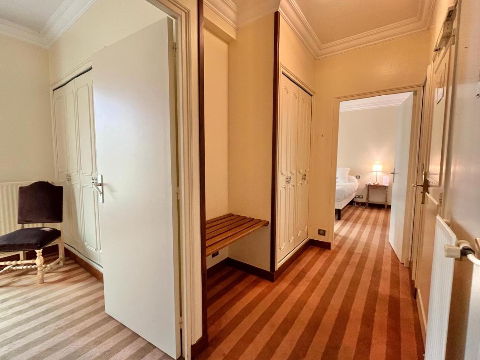 Logis Hotel Le Rivage Ж'єн Екстер'єр фото