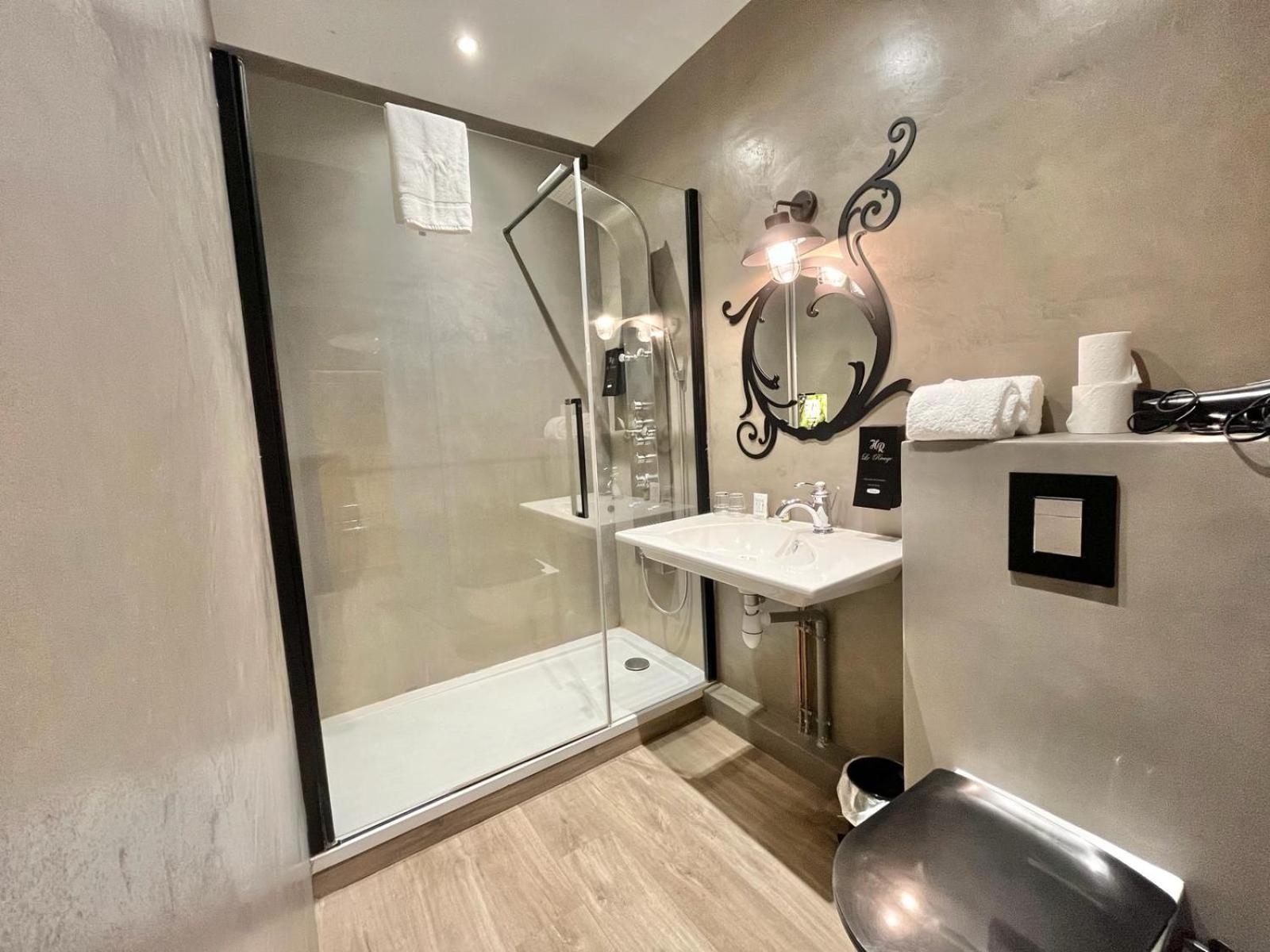 Logis Hotel Le Rivage Ж'єн Екстер'єр фото